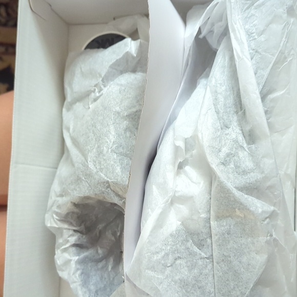 Shoes - Picture 3 of 3